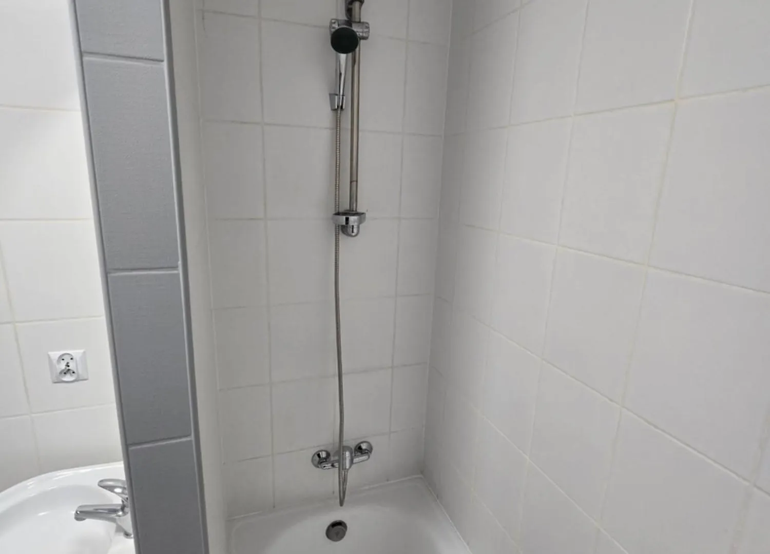Hostel Rooms4Rest Skibicka - Private Rooms For Tourists - Atr Consulting Sp, Z O,O, Warsaw