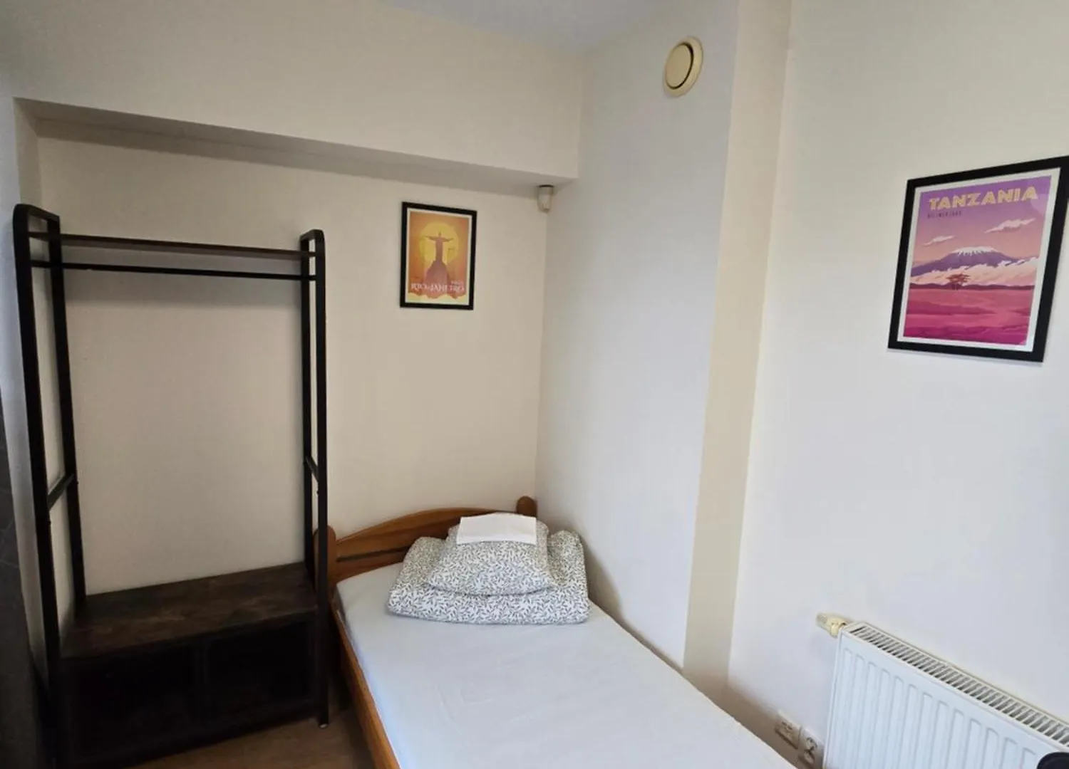 Rooms4Rest Skibicka - Private Rooms For Tourists - Atr Consulting Sp, Z O,O, Warszawa Hostel