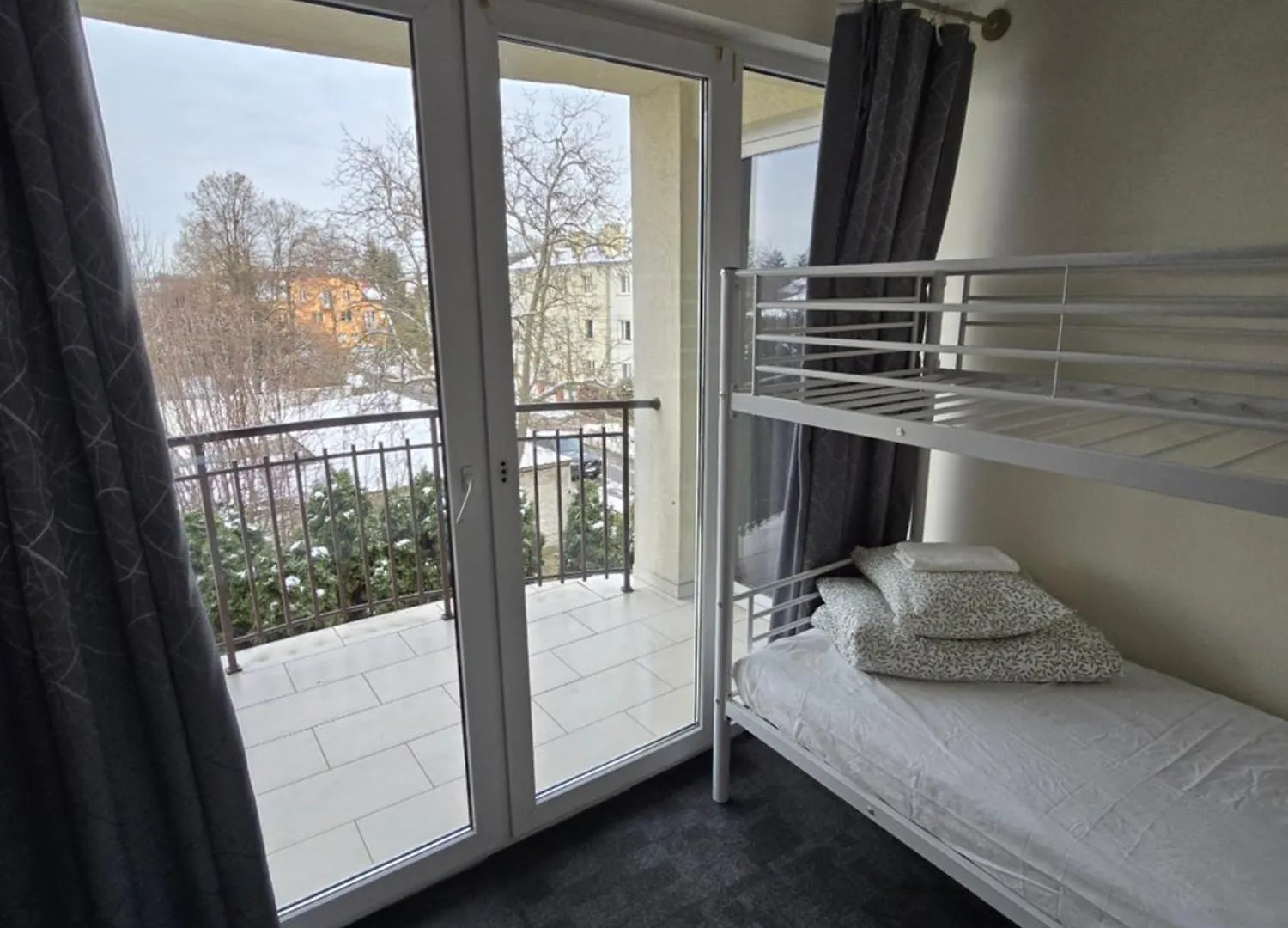 Rooms4Rest Skibicka - Private Rooms For Tourists - Atr Consulting Sp, Z O,O, Warszawa Hostel