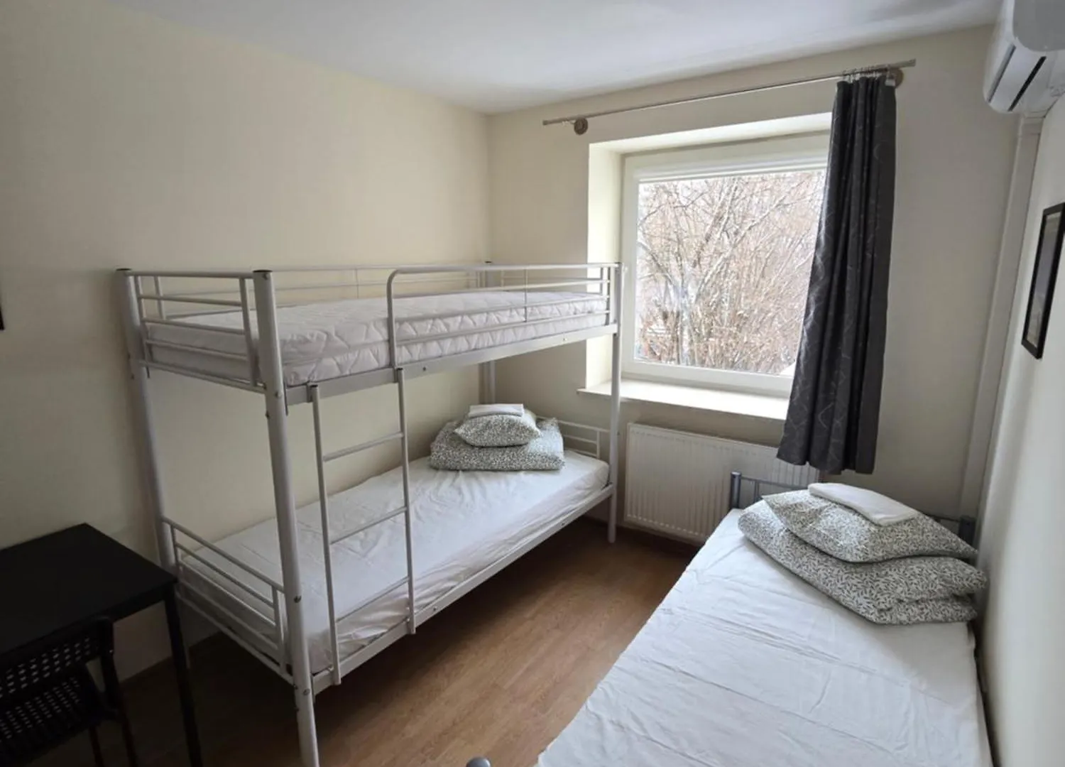 Hostel Rooms4Rest Skibicka - Private Rooms For Tourists - Atr Consulting Sp, Z O,O, Warsaw
